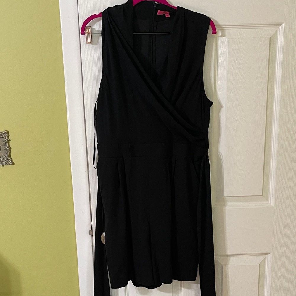Black short pants jumpsuit